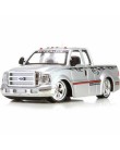 Carrinho de Controle Remoto Homeplay Marcas Famosas Prata Foto Carrinho de Controle Remoto Homeplay Marcas Famosas Prata