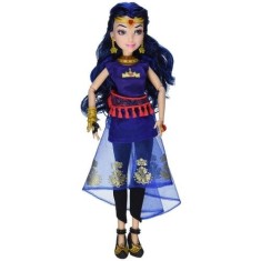 Boneca Descendentes Genie Chic Evie Hasbro