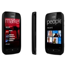 Smartphone Nokia Lumia 710 Câmera 5,0 MP Desbloqueado 8GB Windows Phone 7.8 Wi-Fi 3G