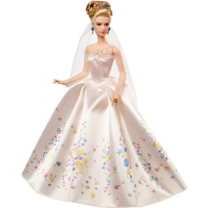 Boneca Princesas Disney Cinderela Vestida de Noiva Mattel